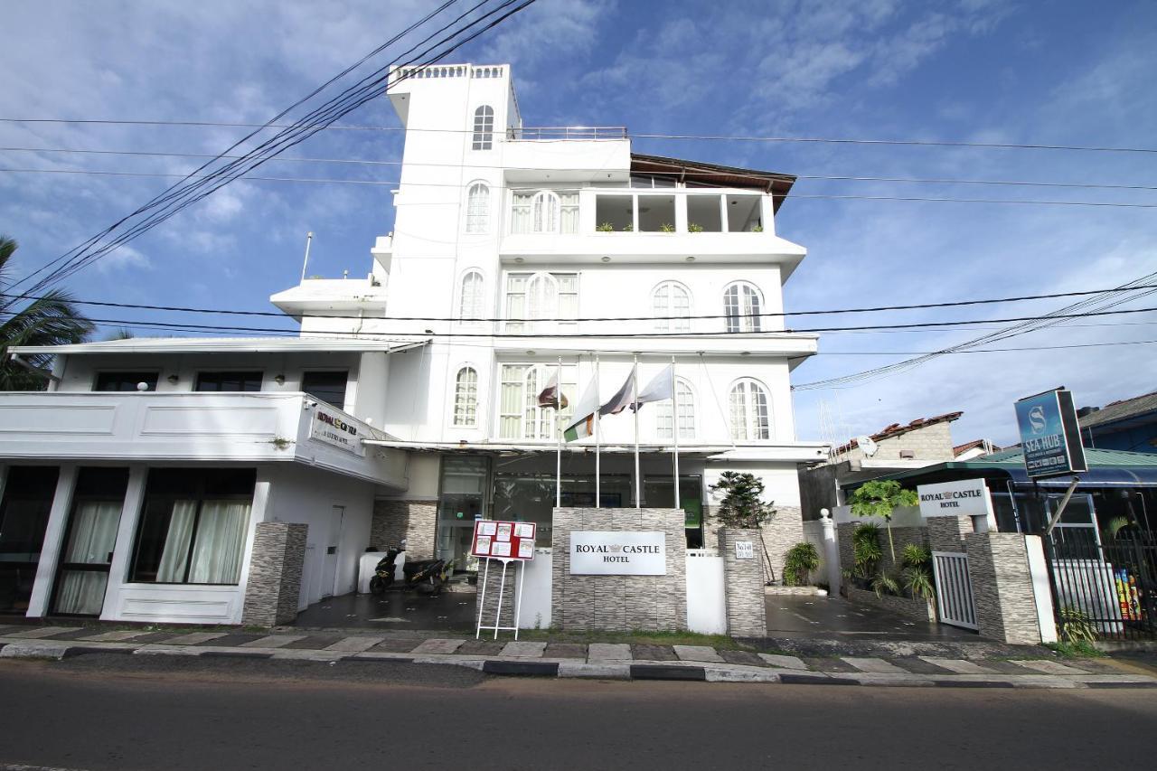 Royal Castle Hotel Negombo Exteriör bild